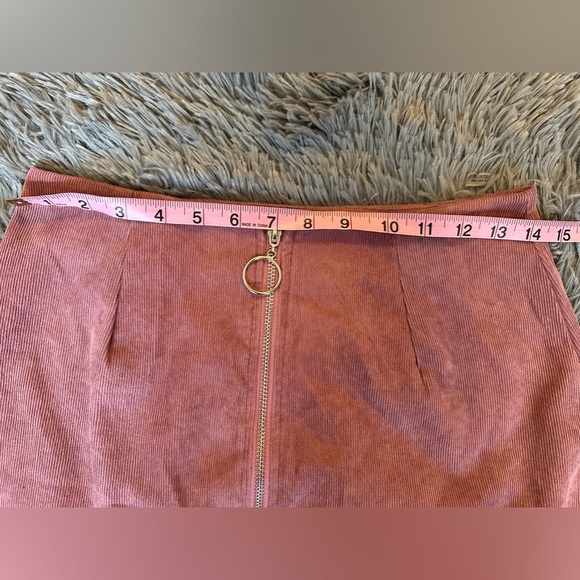 SHEIN Mauve Corduroy Mini Skirt With Zip Front - Picture 7 of 8